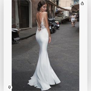 Mesh Floral Appliqué Wedding Dress